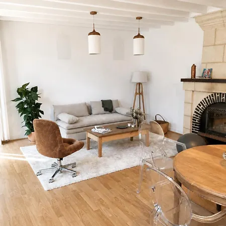 Maison En Bord De Loire Holiday home *